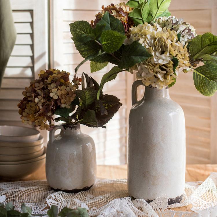 Binglie Glazed Pottery Vase with Single Handle